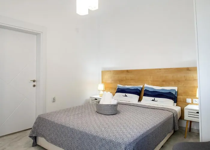 Marti Garden Apart-hotel 3*